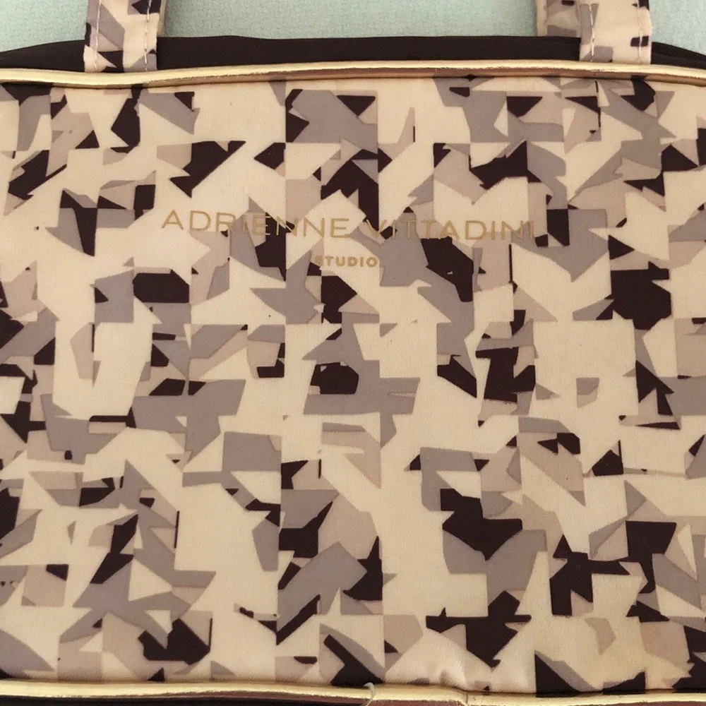 Adrienne Vittadini Cosmetic Bag